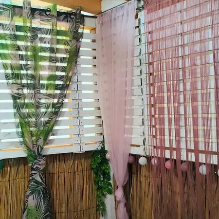 каравана тропик-екзотик а 17 캠프장 *