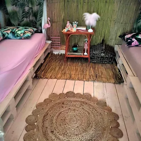 каравана тропик-екзотик а 17 Campsite *